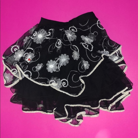 NWOT Mim-Pi BLK layered embroidered girls skirt - Picture 3 of 5